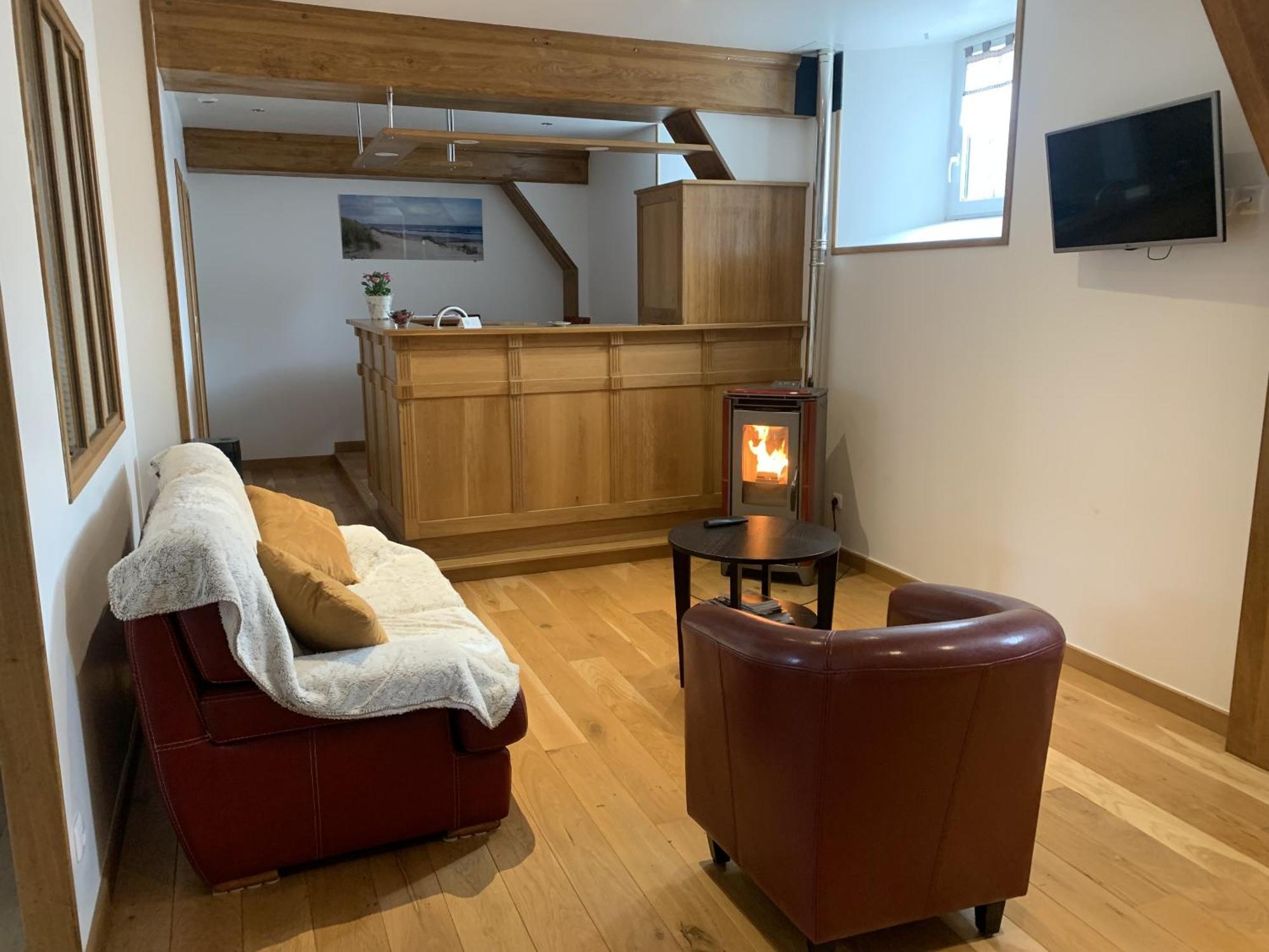 Le Clos Des Tilleuls D Day Home, Chambres D'Hotes, Suite Avec Sauna Privatif, Suite Avec Balneotherapie Privative, En Supplement Option Spa Bain A Remous La Vendelée Exterior foto
