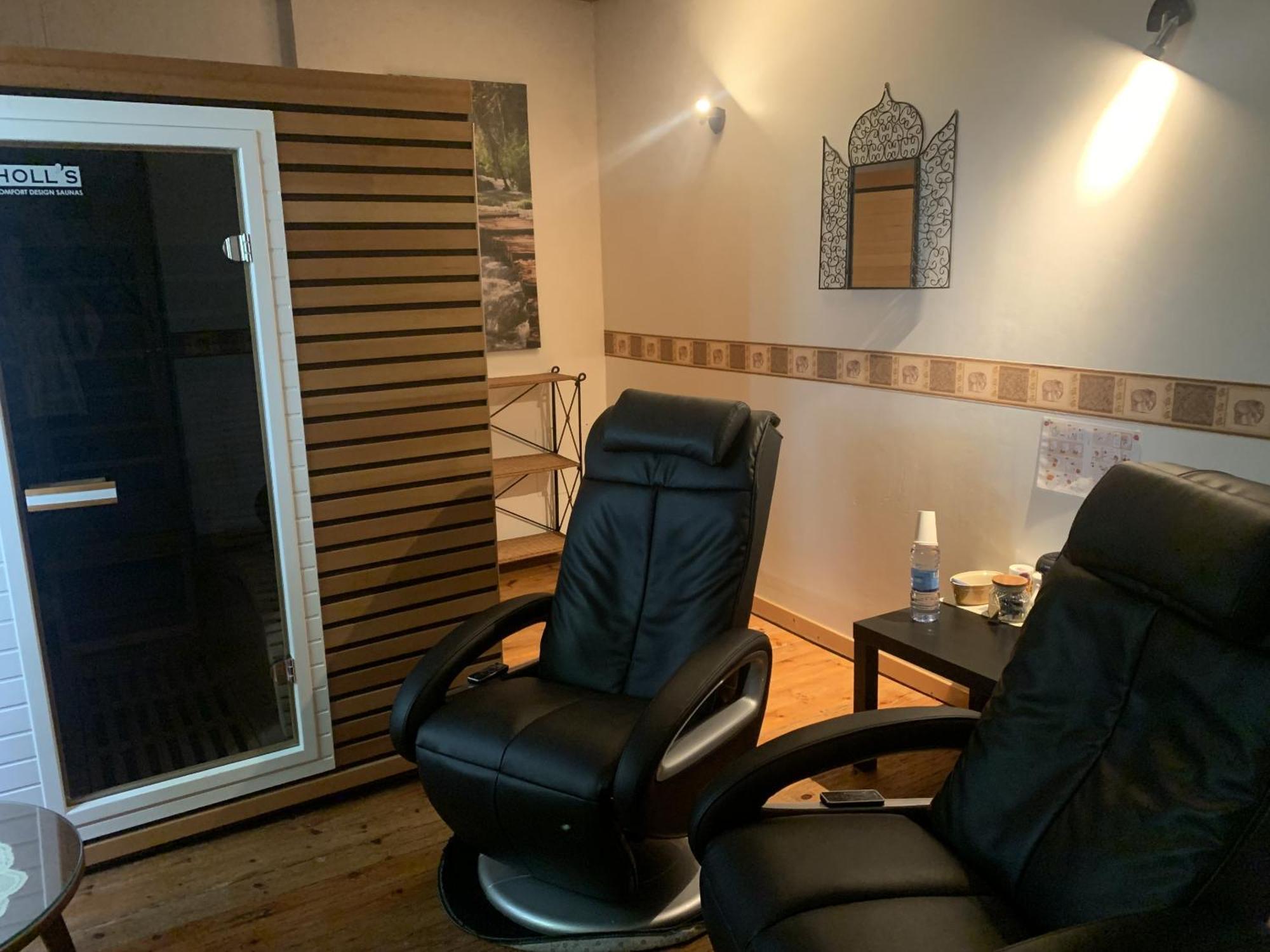 Le Clos Des Tilleuls D Day Home, Chambres D'Hotes, Suite Avec Sauna Privatif, Suite Avec Balneotherapie Privative, En Supplement Option Spa Bain A Remous La Vendelée Quarto foto